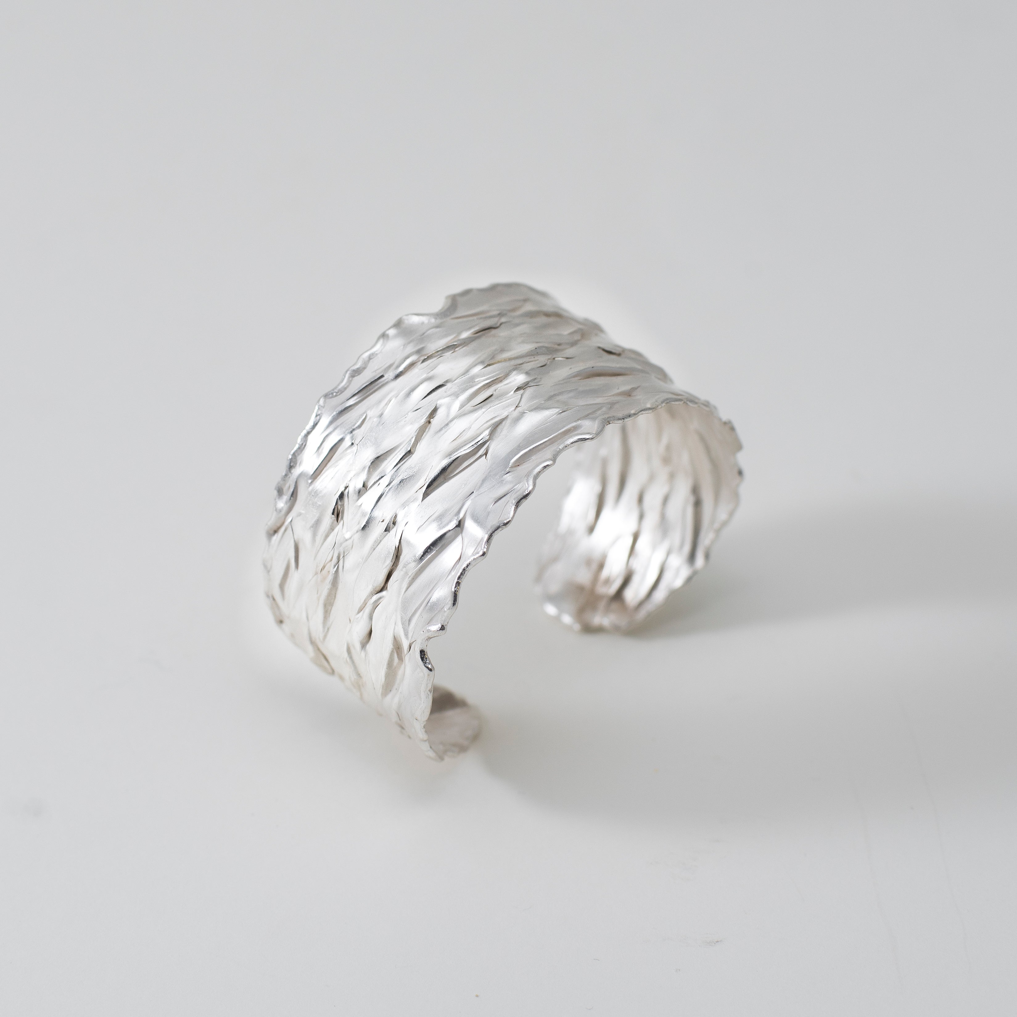 Braccialetto a onda sottile