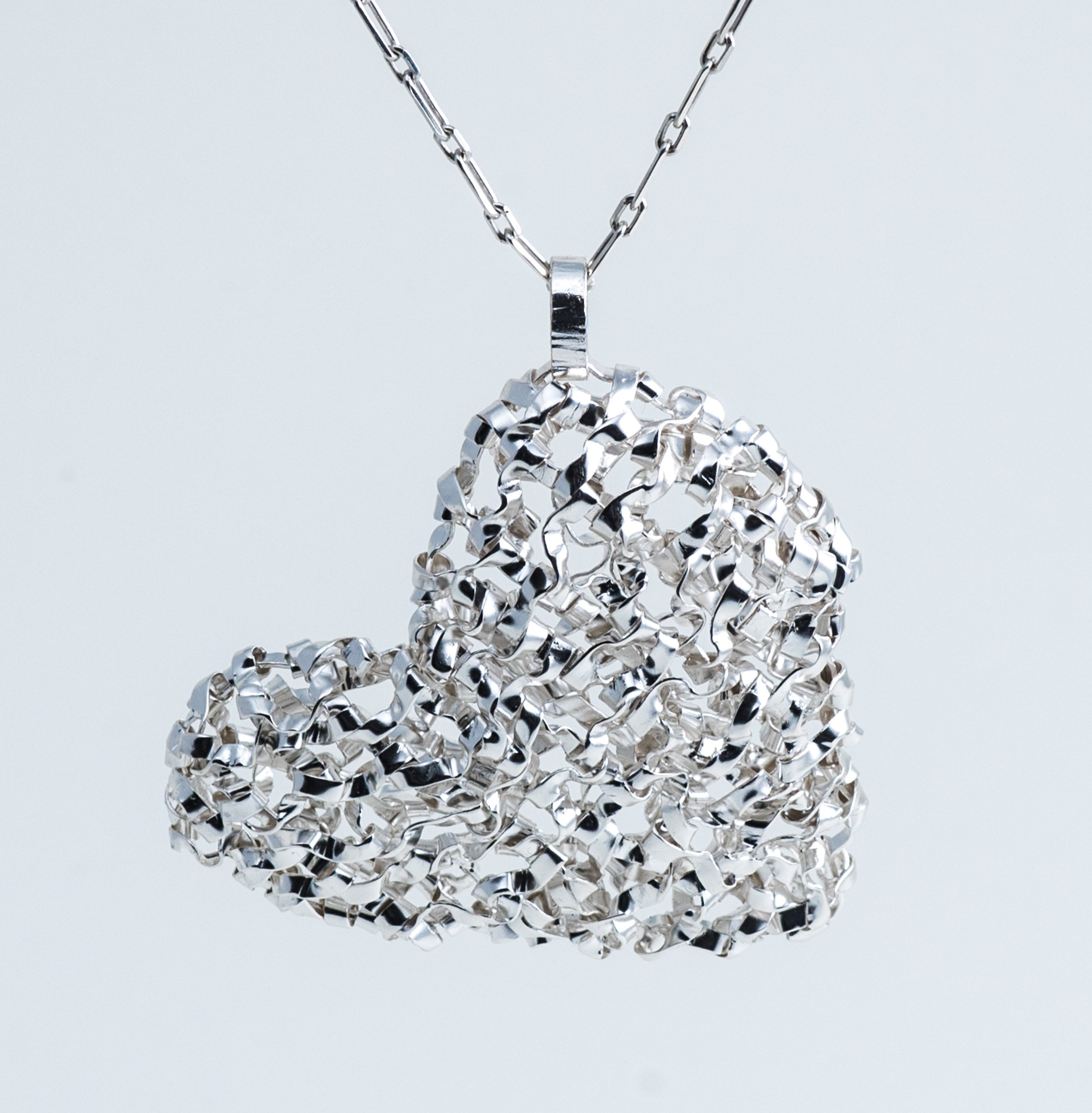 Collana con ciondolo a forma di cuore